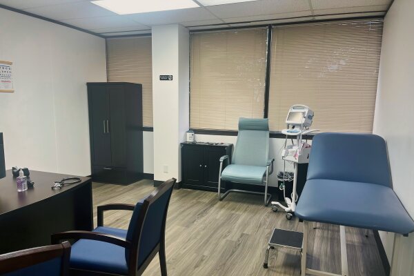 Optima Urgent Care and Family Medicine - Exam Room